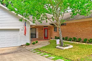 1925 E Lake Dr, Huntsville, TX 77340 - Photo 8