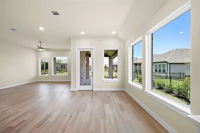 14915 Lake Par Circle, Willis, TX 77318 - Photo 12