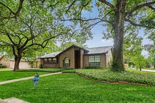 2702 Meandering Trail, Houston, TX 77339 - Photo 2