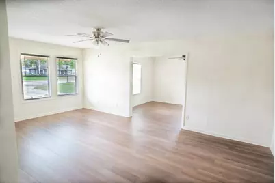 55 Elm Court, Lake Jackson, TX 77566 - Photo 10