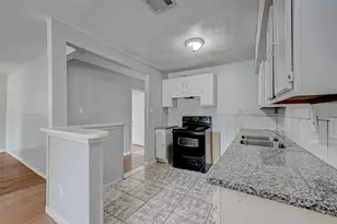3406 St Benedict St, Houston, TX 77021 - Photo 4