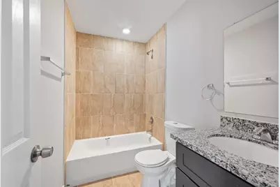 7804 Crestview Drive #B, Houston, TX 77028 - Photo 18