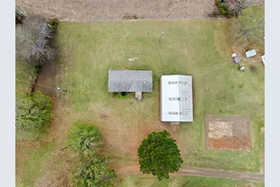 220 Pr 8464, Broaddus, TX 75929 - Photo 8