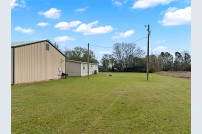220 Pr 8464, Broaddus, TX 75929 - Photo 4
