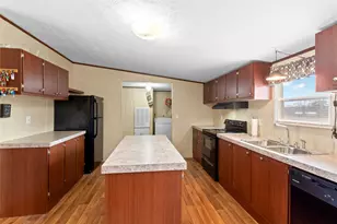 220 Pr 8464, Broaddus, TX 75929 - Photo 16