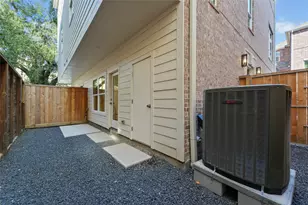 5407 Dickson, Houston, TX 77007 - Photo 26