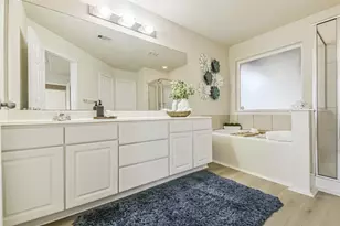 19031 Ashford Square St, Tomball, TX 77375 - Photo 12