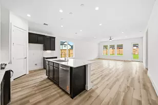 663 Paisley Harbor Ct, Conroe, TX 77304 - Photo 10