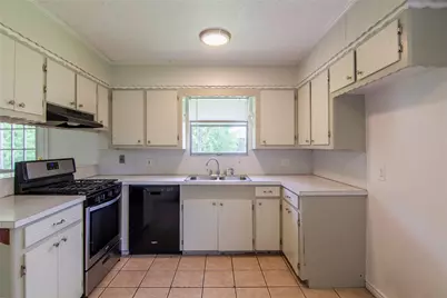 820 Midas Lane, Alvin, TX 77511 - Photo 8
