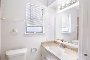 820 Midas Ln, Alvin, TX 77511 - Photo 16