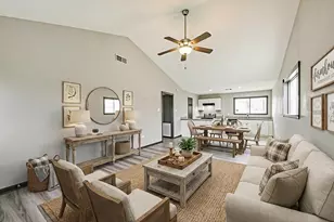 2718 Summertime Dr, Houston, TX 77045 - Photo 2