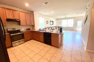 13922 Kenswick Key Ln, Houston, TX 77047 - Photo 6