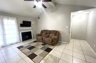 10211 Sugar Branch Dr, Houston, TX 77036 - Photo 2