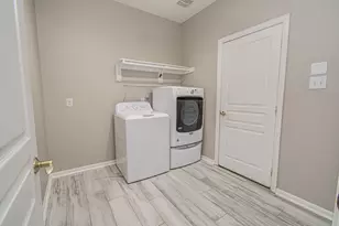 8103 Malago Point Dr, Cypress, TX 77433 - Photo 12