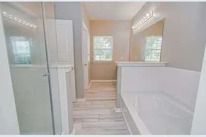 8103 Malago Point Drive, Cypress, TX 77433 - Photo 16