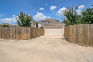 8103 Malago Point Dr, Cypress, TX 77433 - Photo 32