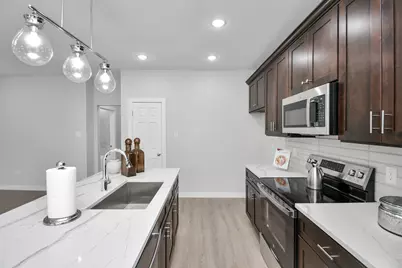 9808 Nedwald Street, Houston, TX 77029 - Photo 16