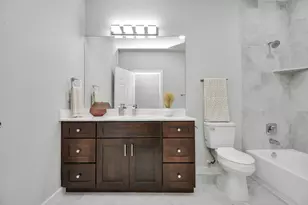 9808 Nedwald St, Houston, TX 77029 - Photo 20