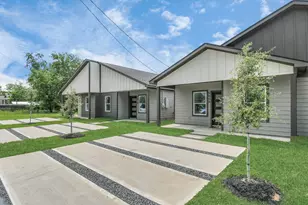 9808 Nedwald St, Houston, TX 77029 - Photo 8