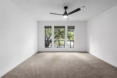 10911 Riverview Drive, Houston, TX 77042 - Photo 32