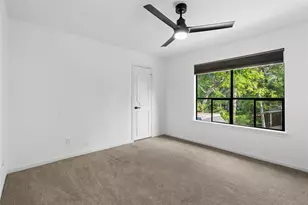 10911 Riverview Dr, Houston, TX 77042 - Photo 32
