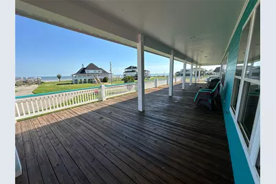 2529 Howell, Crystal Beach, TX 77650 - Photo 4