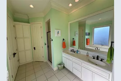 2529 Howell, Crystal Beach, TX 77650 - Photo 36