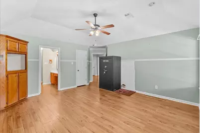 607 Sharondoah Drive, Highlands, TX 77562 - Photo 18