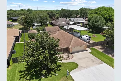607 Sharondoah Drive, Highlands, TX 77562 - Photo 32