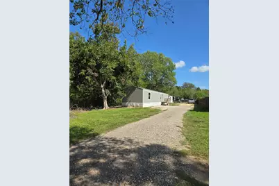 732 County Road 603 Road, Dayton, TX 77535 - Photo 4
