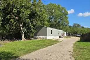 732 County Road 603 Rd, Dayton, TX 77535 - Photo 1