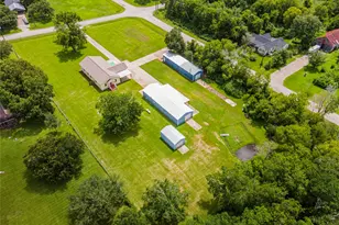5710 County Rd 166, Alvin, TX 77511 - Photo 40