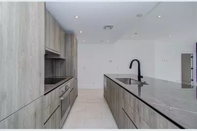 1701 Hermann Drive #20D, Houston, TX 77004 - Photo 6