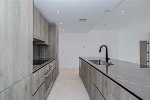 1701 Hermann Dr, Houston, TX 77004 - Photo 6