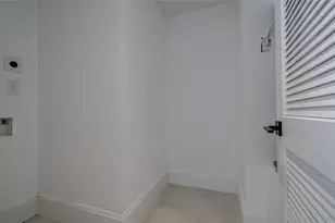 1701 Hermann Dr, Houston, TX 77004 - Photo 28