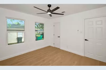 2508 N Houston Drive, La Marque, TX 77568 - Photo 18