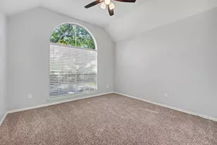 10823 Allens Landing Dr, Houston, TX 77065 - Photo 6