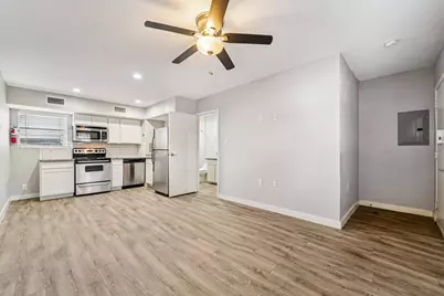 2807 Beauchamp Street #7, Houston, TX 77009 - Photo 1
