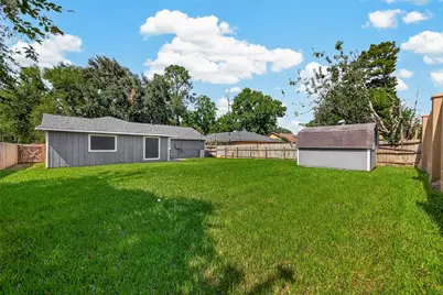 2714 S Brompton Drive, Pearland, TX 77584 - Photo 38