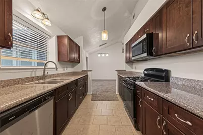 2714 S Brompton Drive, Pearland, TX 77584 - Photo 16
