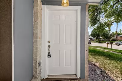 2714 S Brompton Drive, Pearland, TX 77584 - Photo 4