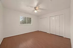 2714 S Brompton Dr, Pearland, TX 77584 - Photo 20
