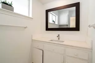 5629 Winsome Ln, Houston, TX 77057 - Photo 14