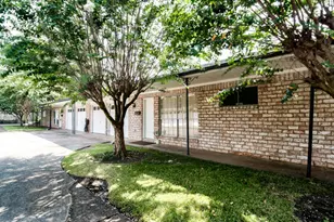 5629 Winsome Ln, Houston, TX 77057 - Photo 2
