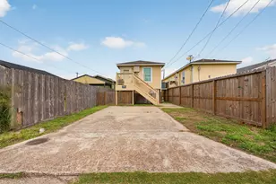 5507 Avenue K, Galveston, TX 77551 - Photo 20