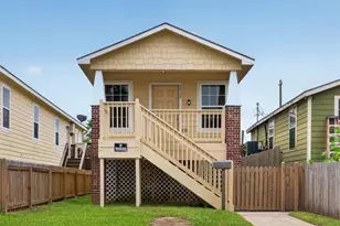 5507 Avenue K, Galveston, TX 77551 - Photo 2