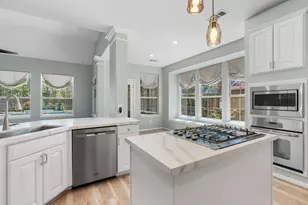 38 Terraglen Dr, The Woodlands, TX 77382 - Photo 16