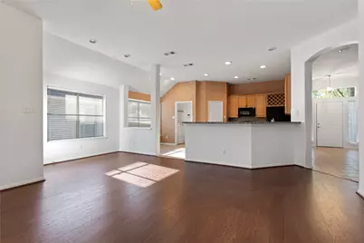 3135 Stratford Bend Drive, Sugar Land, TX 77498 - Photo 12