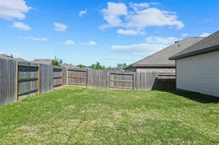 3021 Pampaneria Dr, Conroe, TX 77301 - Photo 12