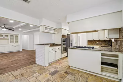 7114 Bayou Forest Drive, Houston, TX 77088 - Photo 22